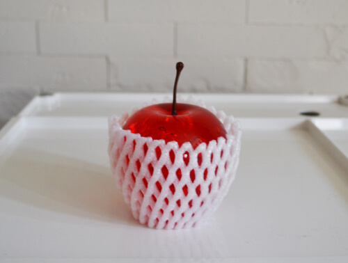 apple-acrylic-paper-weight2