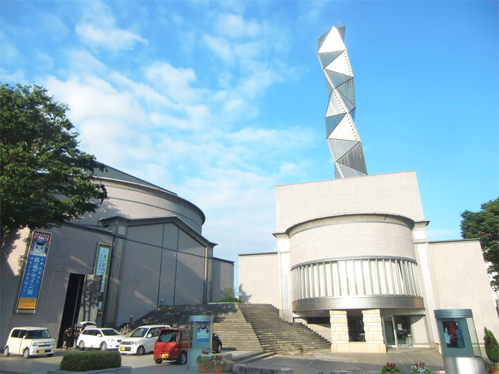 arata-isozaki10