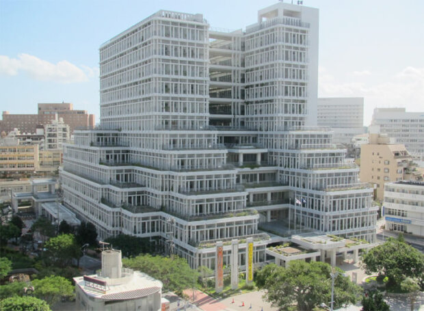 有名建築家が設計した沖縄の建築物14選。庁舎や役所から美術館まで
