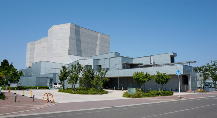famous-architecture-akita6