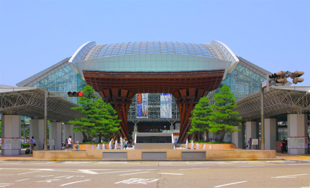 有名建築家が設計した日本国内にある美しい駅舎13選。岩見沢駅や女川駅など | デザインマガジン