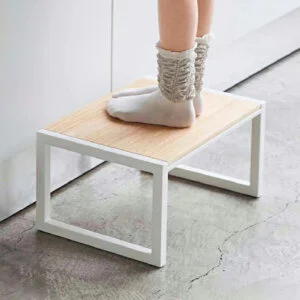 おしゃれな踏み台のおすすめ14選。かわいいデザインから木製・折りたたみステップスツールまで おしゃれな踏み台のおすすめ14選。かわいいデザインから木製・折りたたみステップスツールまで