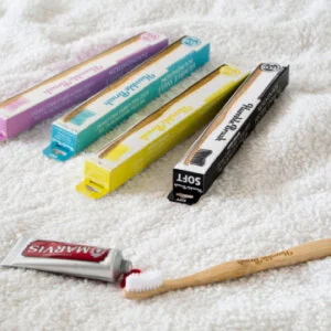 おしゃれな歯ブラシのおすすめ12選。かわいいデザインからシンプルなモノトーン歯ブラシまで