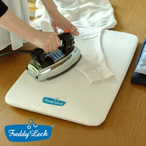 おしゃれなアイロン台のおすすめ11選。かわいい北欧デザイン・木製から人気のスタンド式まで