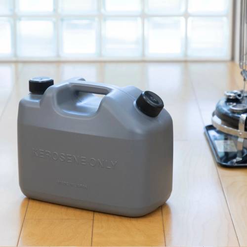 おしゃれな灯油ポリタンク9