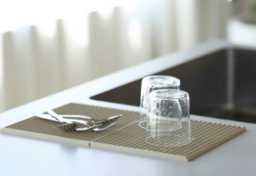 水切りマットや水切りトレーの素材