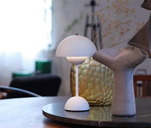 おしゃれなポータブルライト3